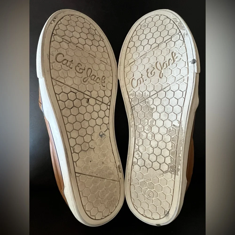 Cat & Jack Tan Slip-On Kids Dress Shoes Size 4